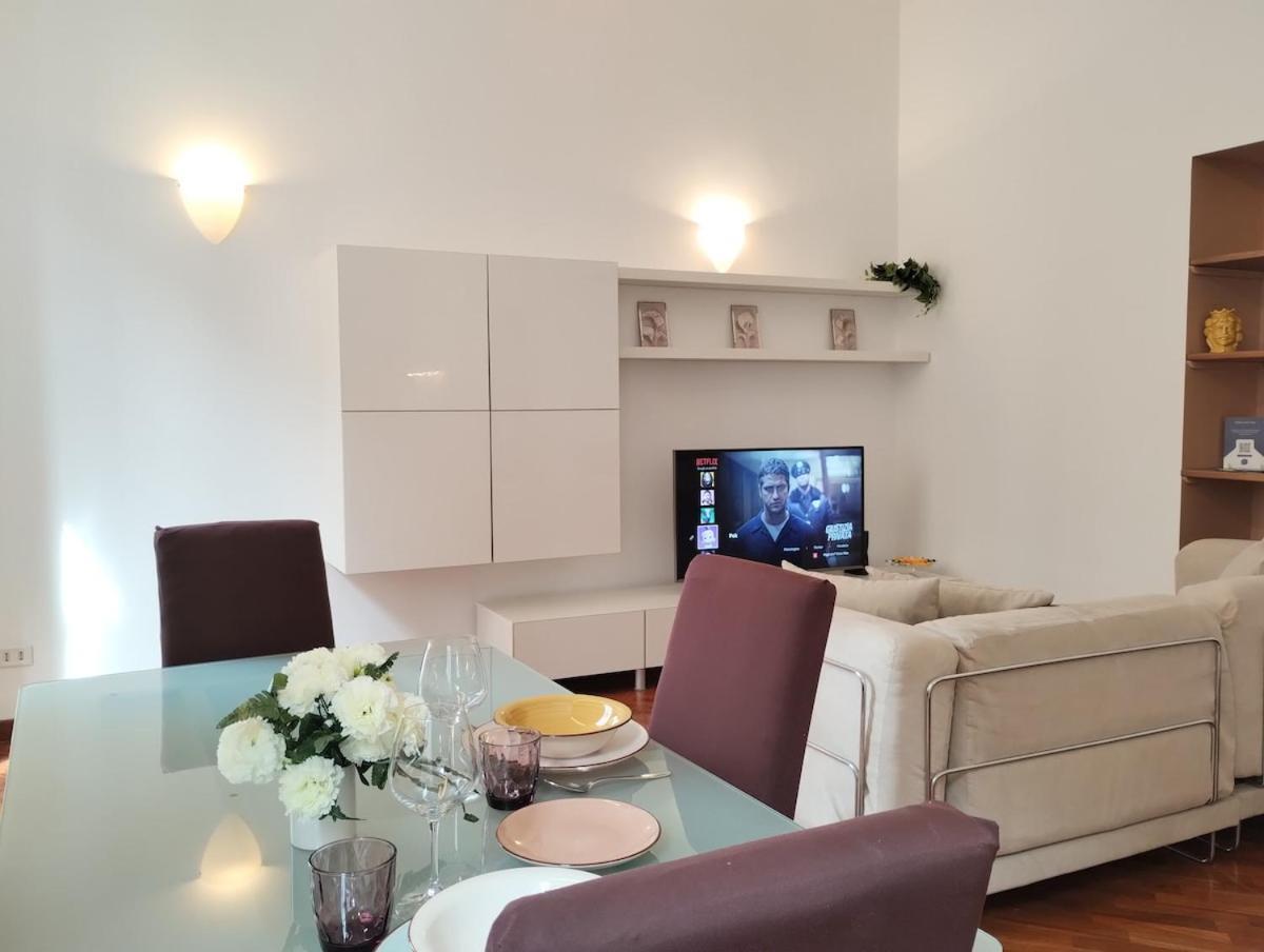 Dimora Eterna, Leisure & Business